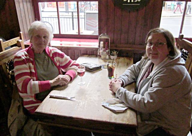 Mary-Becky-PrideOfPaddingtonPub